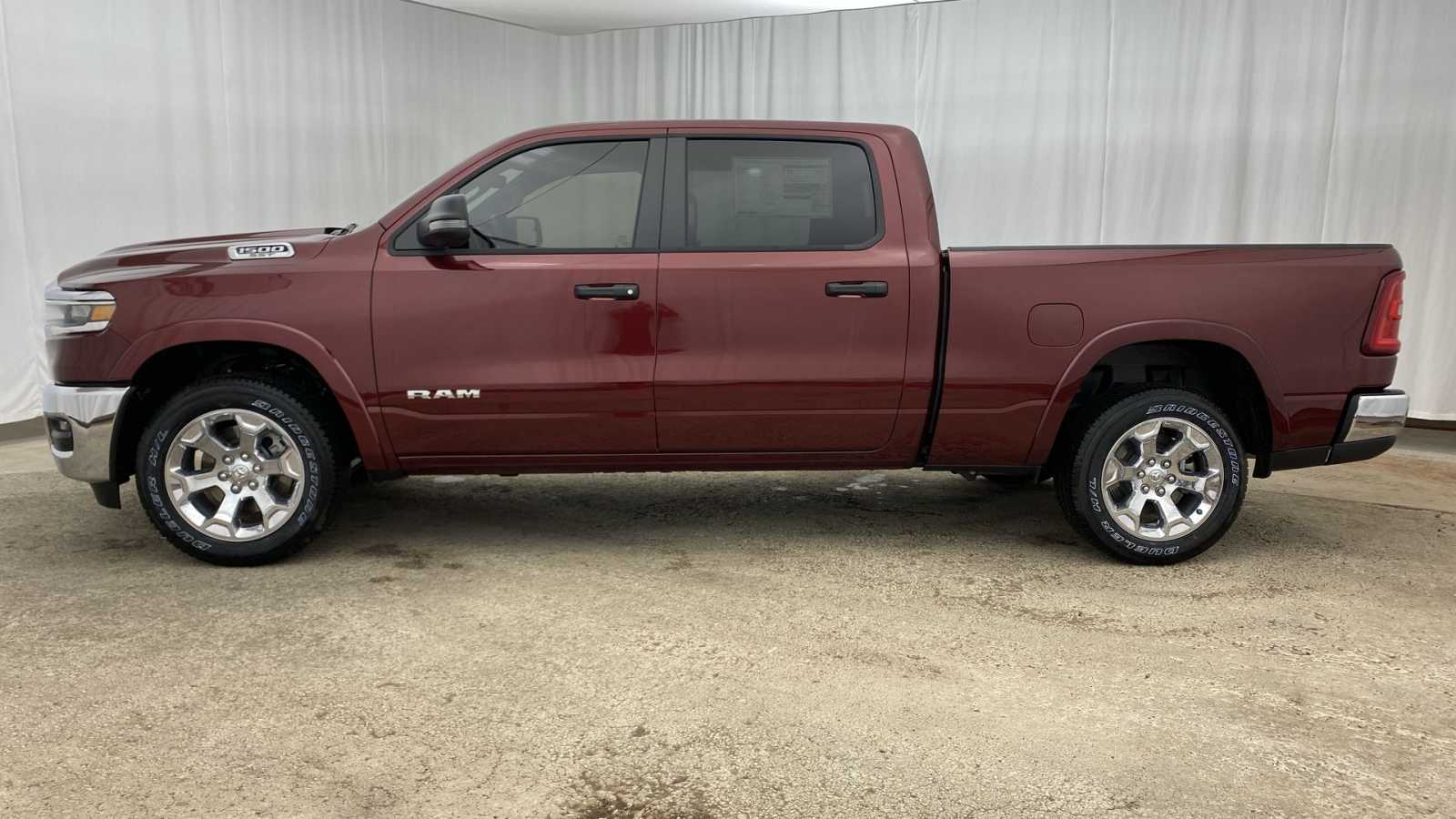 2025 Ram 1500 Big Horn 4x4 Crew Cab 64 Box 29