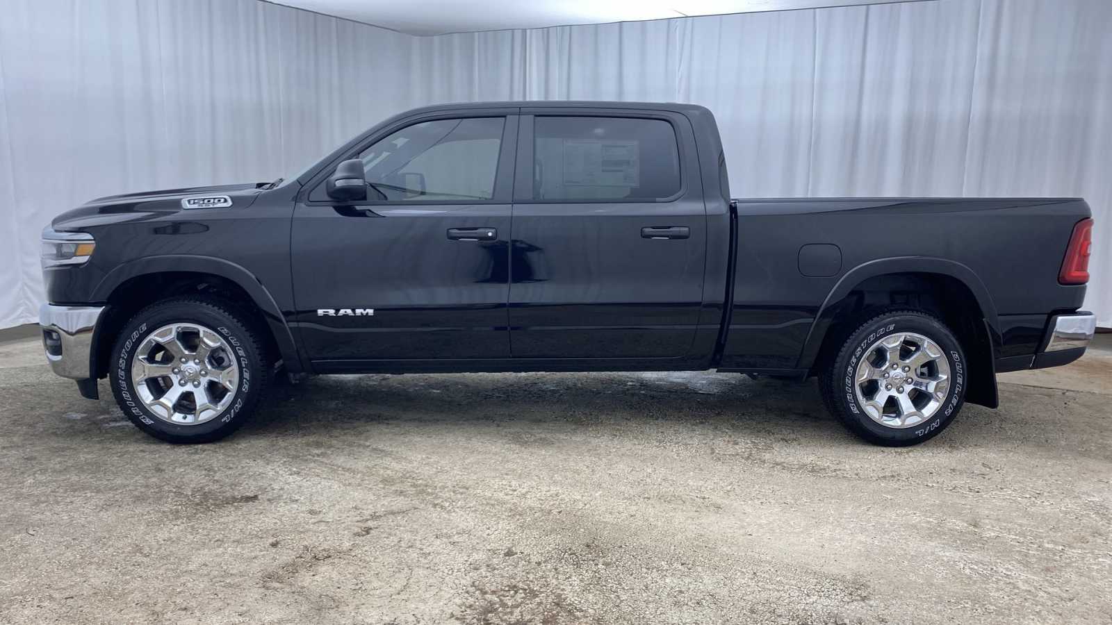 2025 Ram 1500 Big Horn 4x4 Crew Cab 64 Box 29