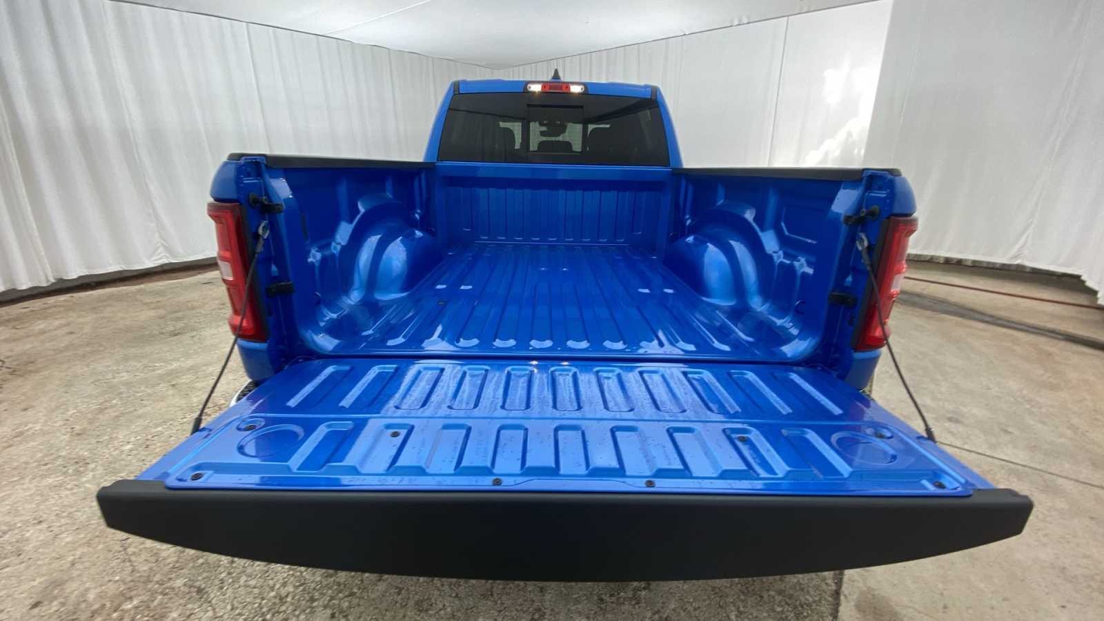 2025 Ram 1500 Big Horn 4x4 Crew Cab 64 Box 26