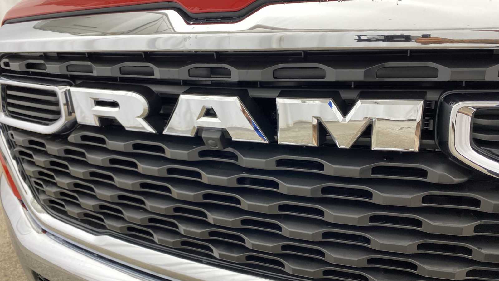 2025 Ram 1500 Big Horn 4x4 Crew Cab 64 Box 37