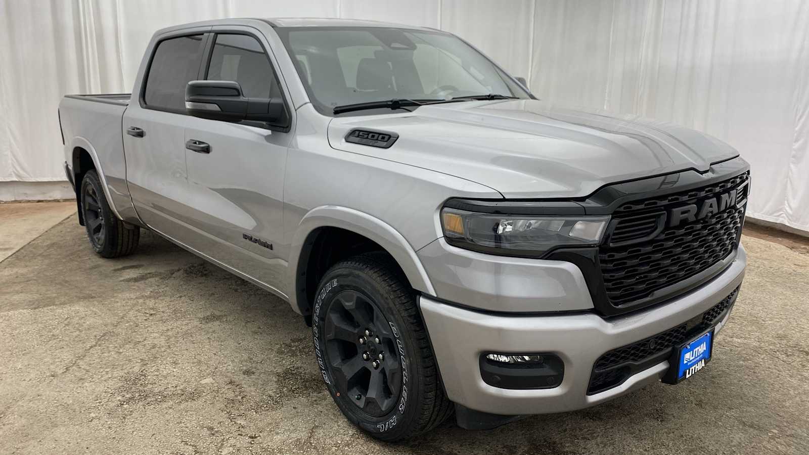 2025 Ram 1500 Big Horn 4x4 Crew Cab 64 Box 35