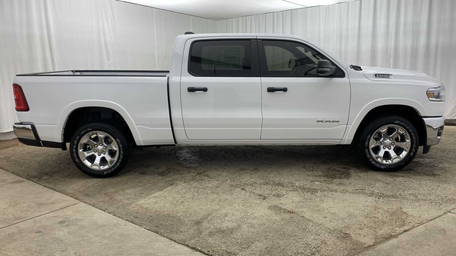 2025 Ram 1500 Big Horn 4x4 Crew Cab 64 Box 32