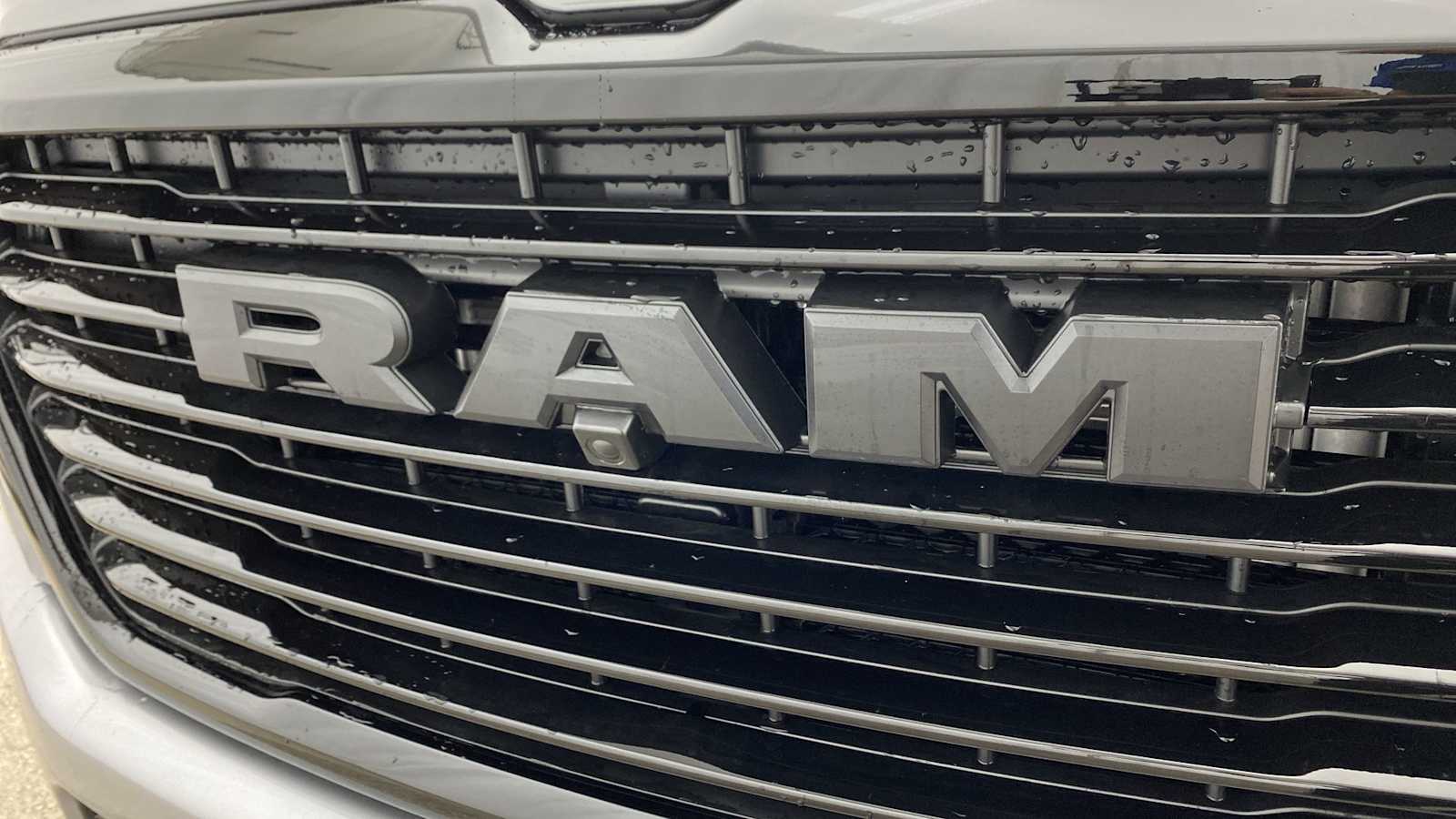 2025 Ram 1500 Laramie 4x4 Crew Cab 64 Box 42