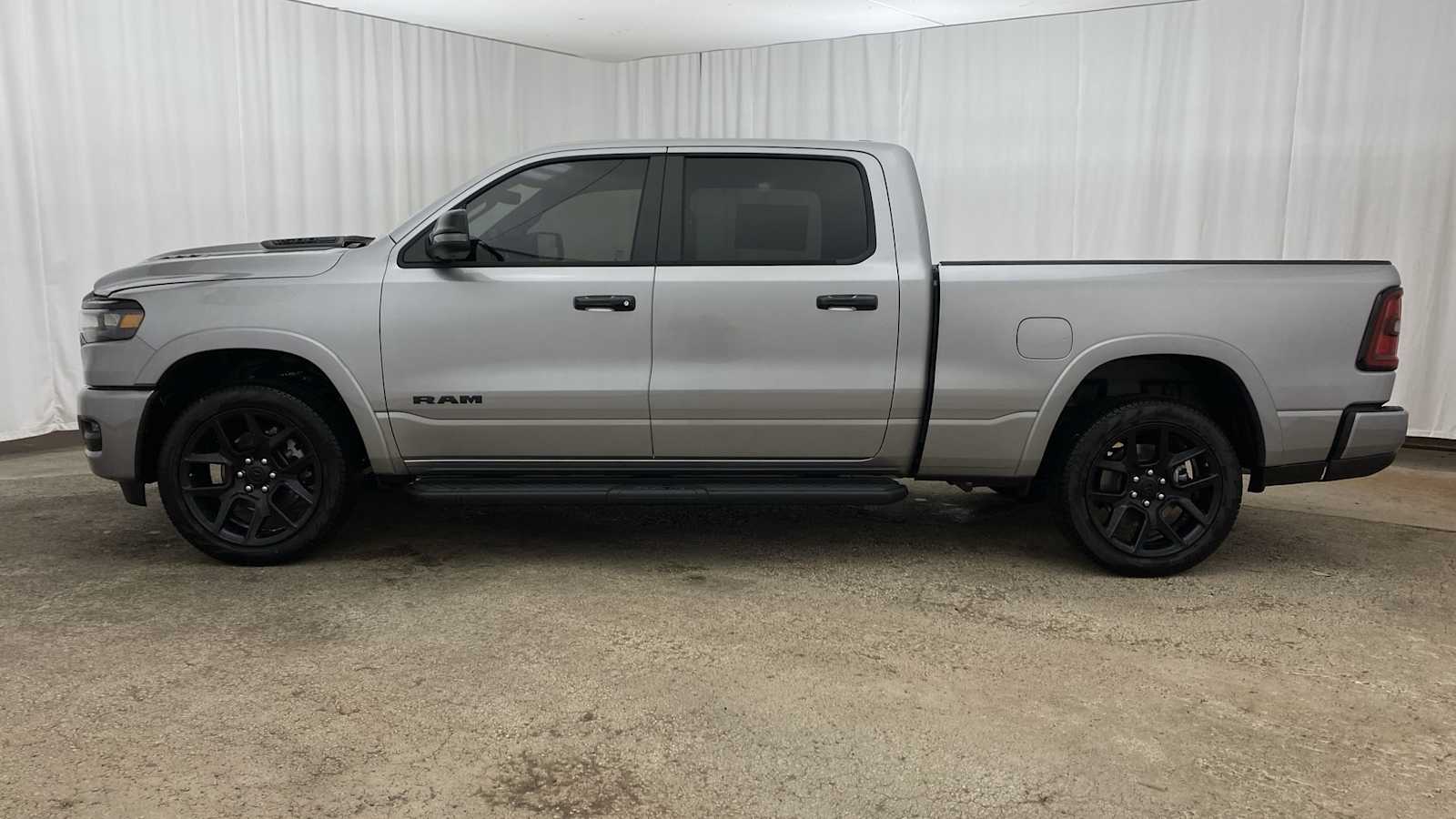 2025 Ram 1500 Laramie 4x4 Crew Cab 64 Box 34