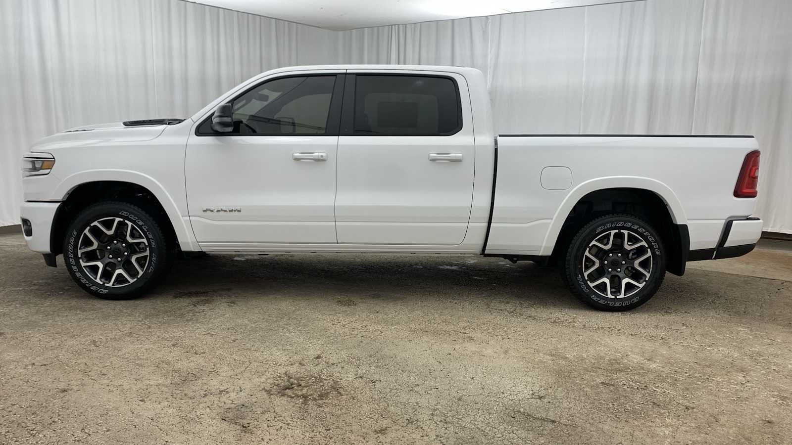 2025 Ram 1500 Laramie 4x4 Crew Cab 64 Box 33