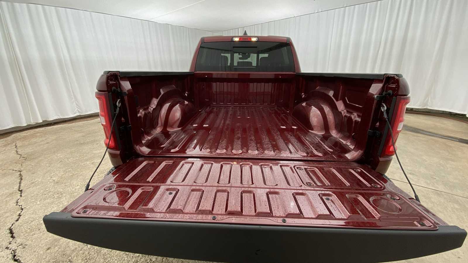 2025 Ram 1500 Laramie 4x4 Crew Cab 64 Box 32