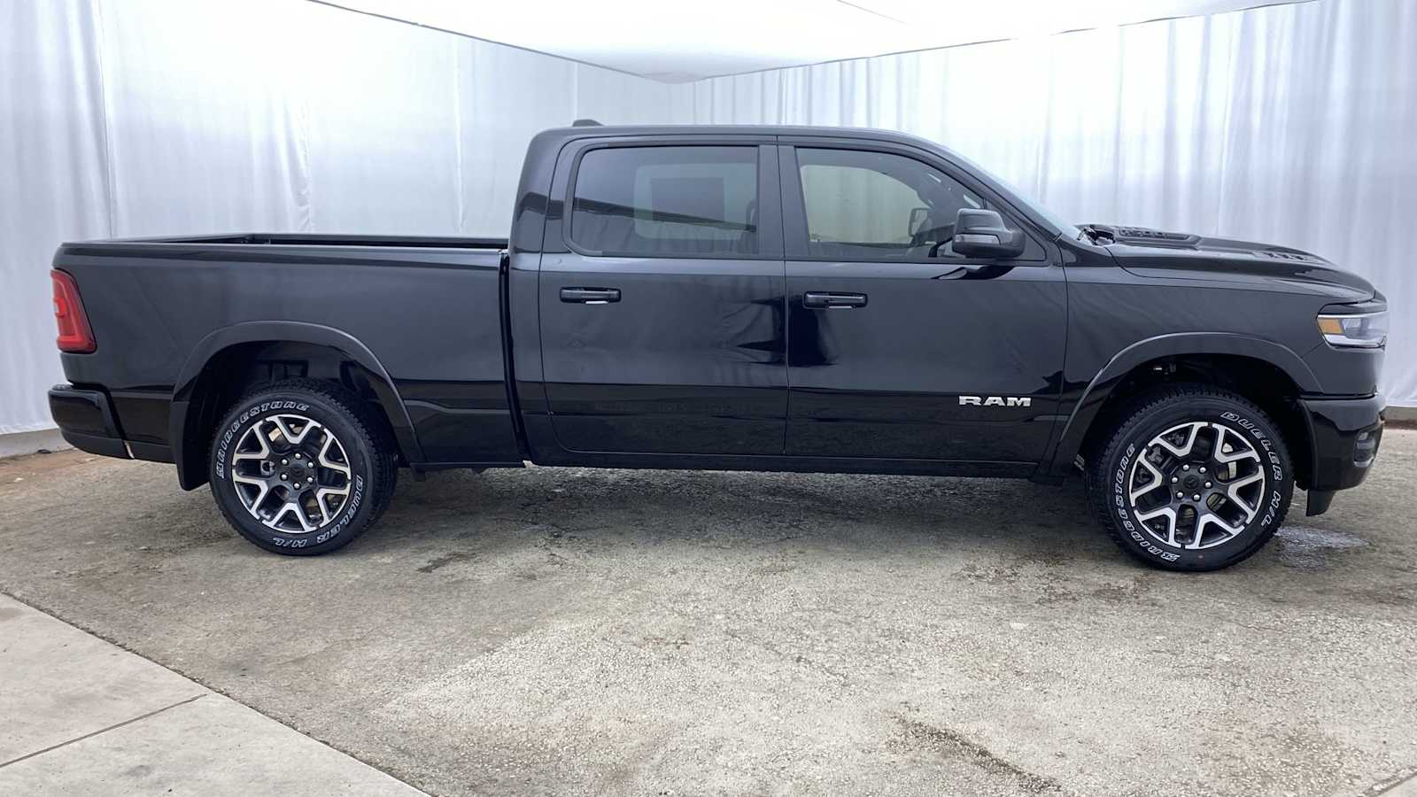 2025 Ram 1500 Laramie 4x4 Crew Cab 64 Box 38