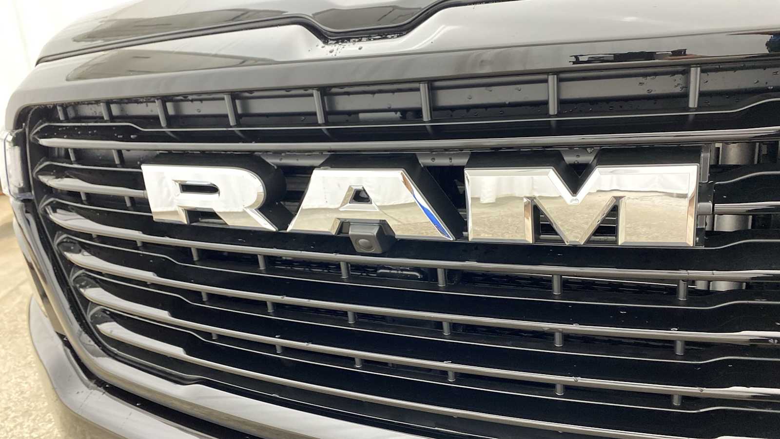 2025 Ram 1500 Laramie 4x4 Crew Cab 64 Box 41