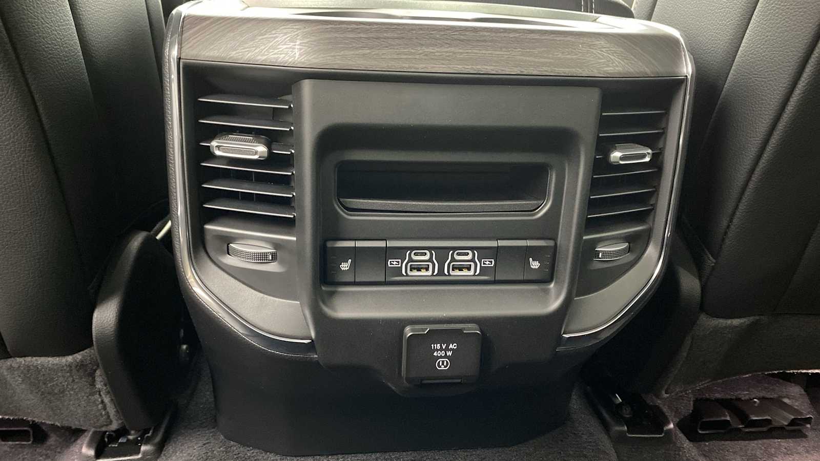 2025 Ram 1500 Laramie 4x4 Crew Cab 64 Box 27