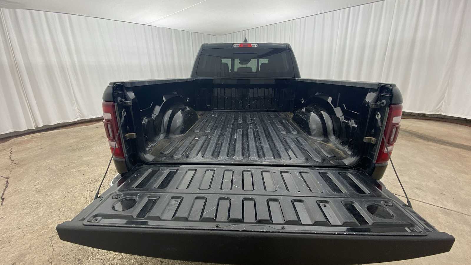 2022 Ram 1500 Laramie 4x4 Crew Cab 64 Box 27