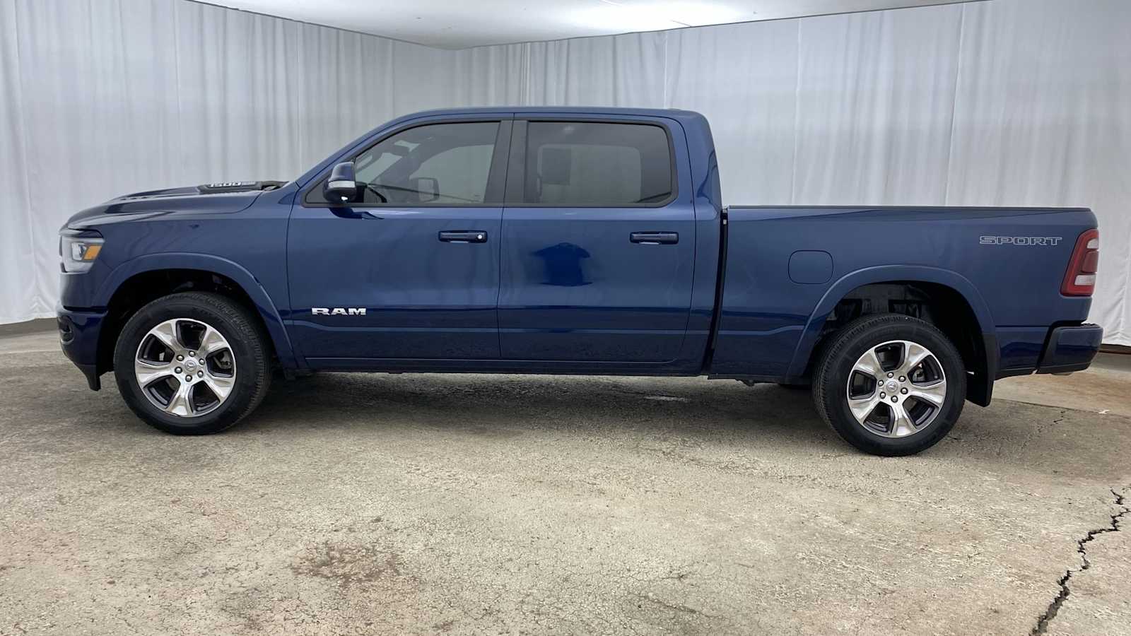 2022 Ram 1500 Laramie 4x4 Crew Cab 64 Box 32