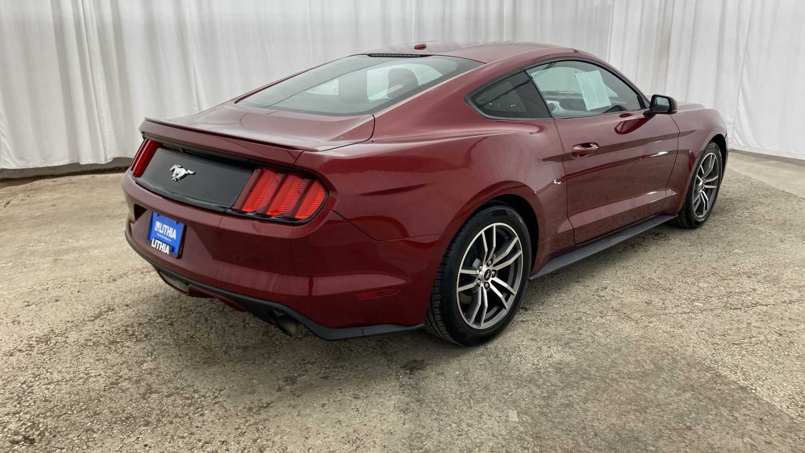 2015 Ford Mustang EcoBoost Premium 31