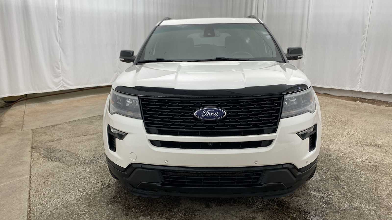 2018 Ford Explorer Sport 42