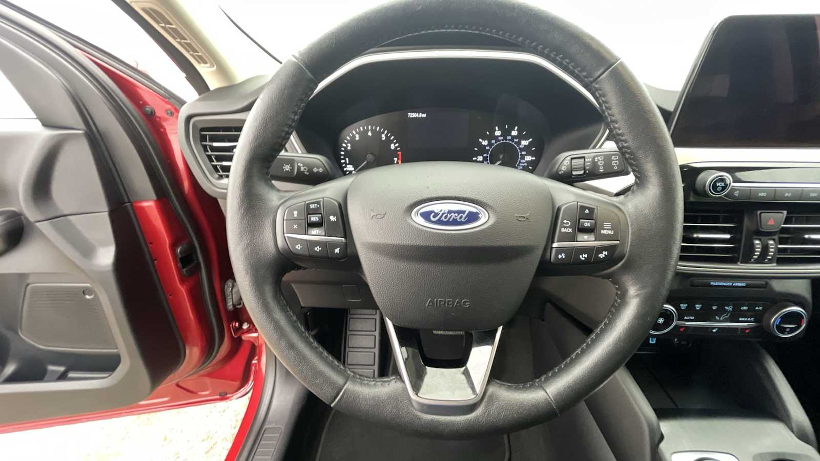 2020 Ford Escape SEL 12