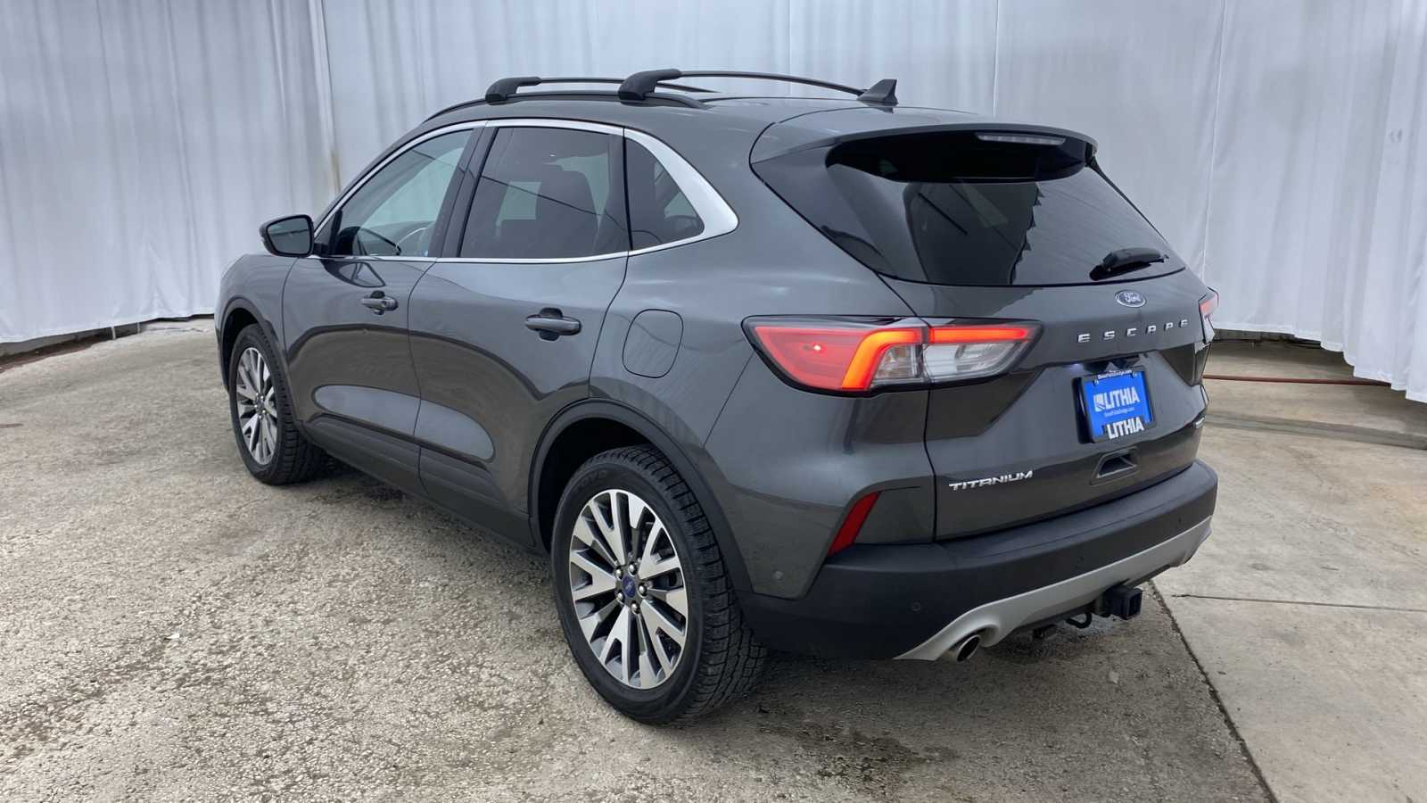 2020 Ford Escape Titanium 34