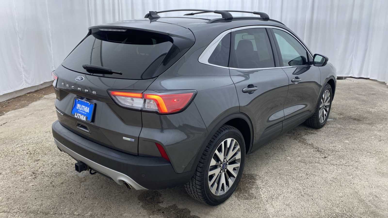 2020 Ford Escape Titanium 36