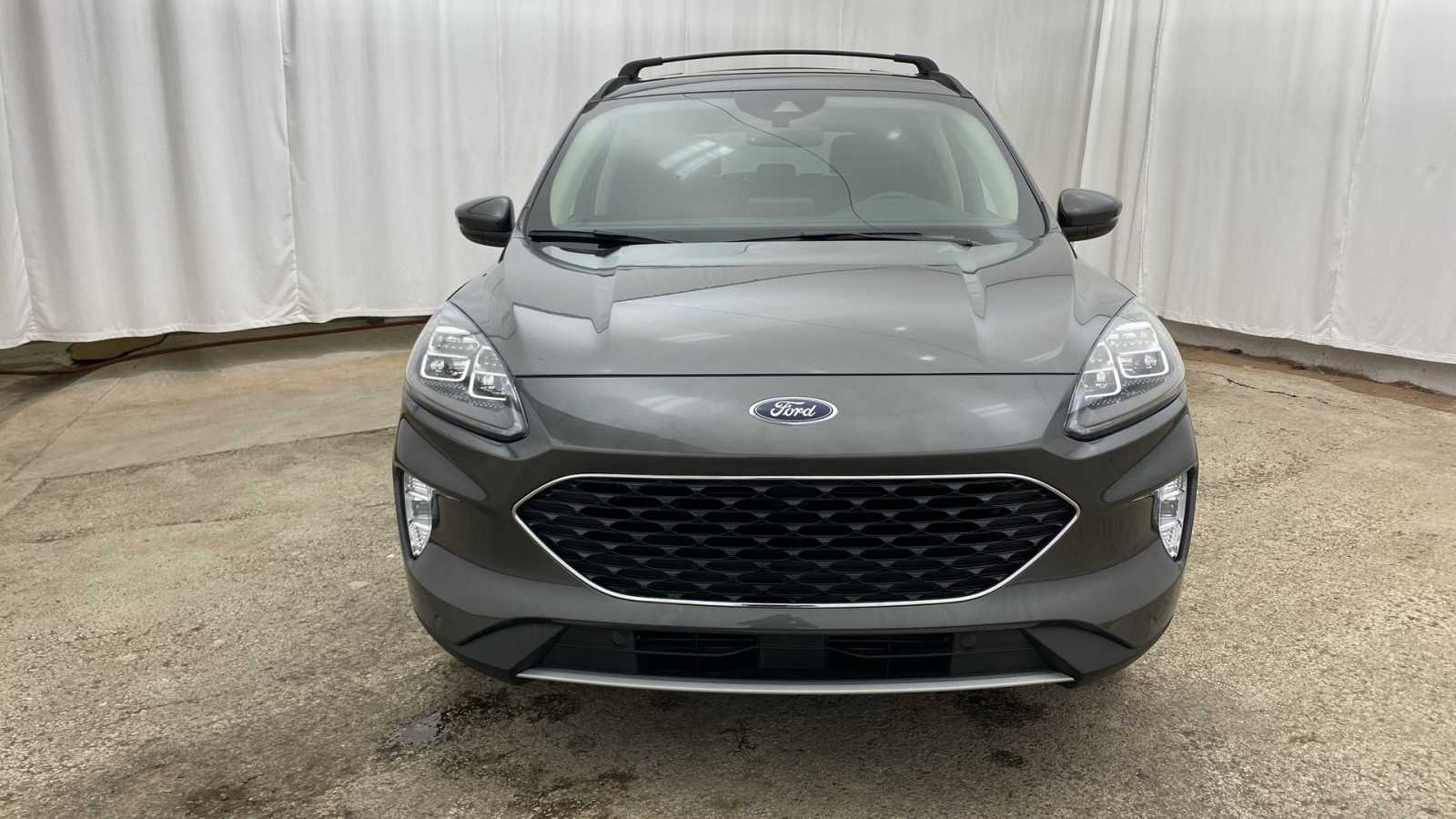 2020 Ford Escape Titanium 39