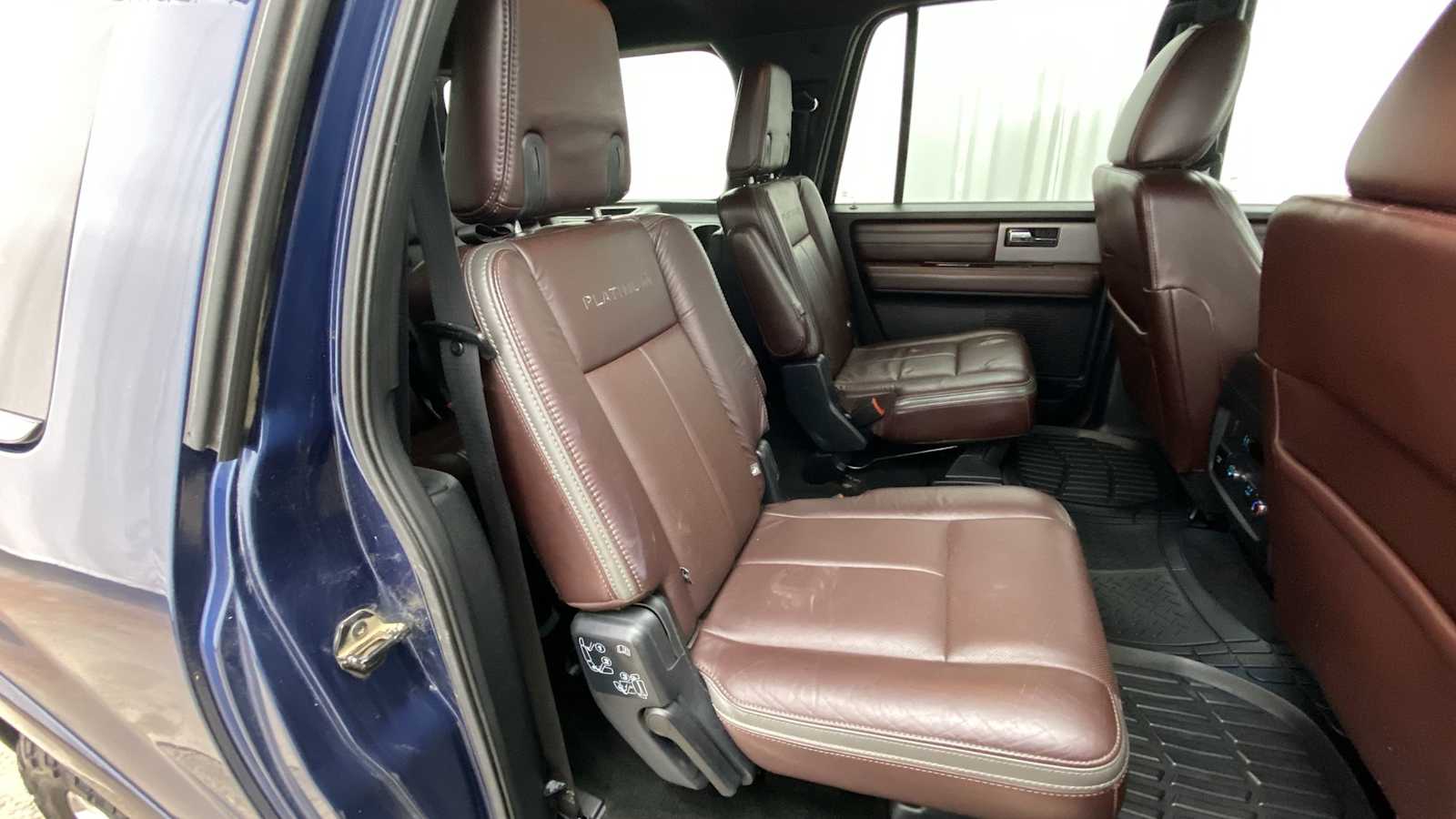 2016 Ford Expedition EL Platinum 11