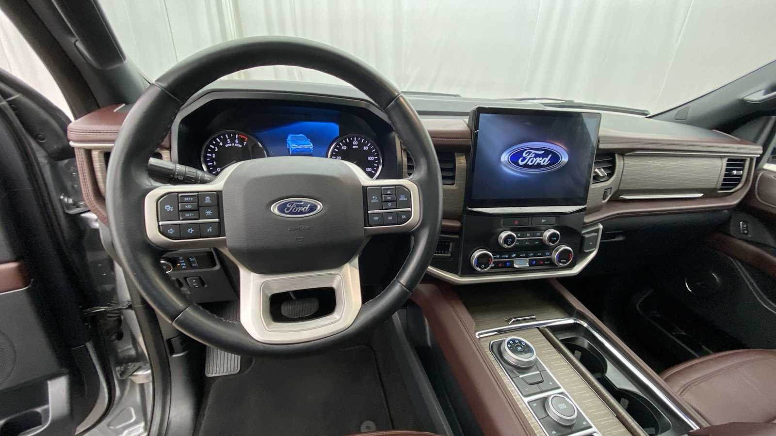 2023 Ford Expedition Limited 3