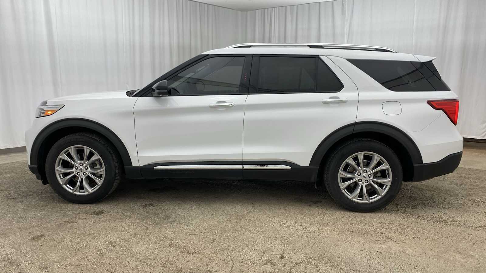 2021 Ford Explorer Limited 33