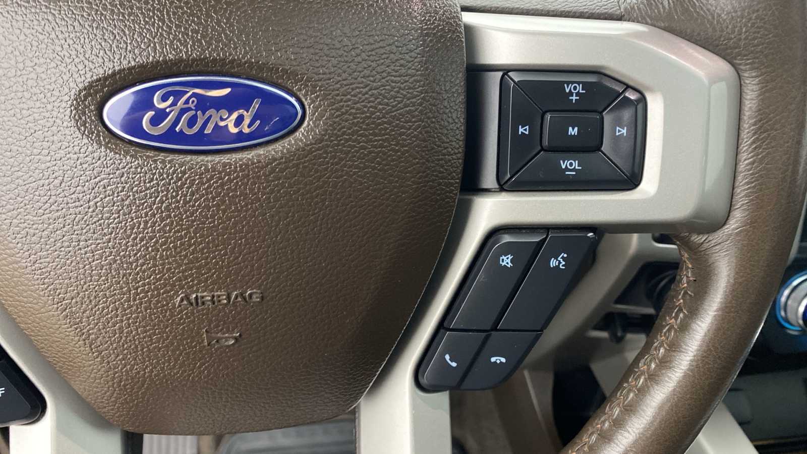2016 Ford F-150 King Ranch 4WD SuperCrew 145 16