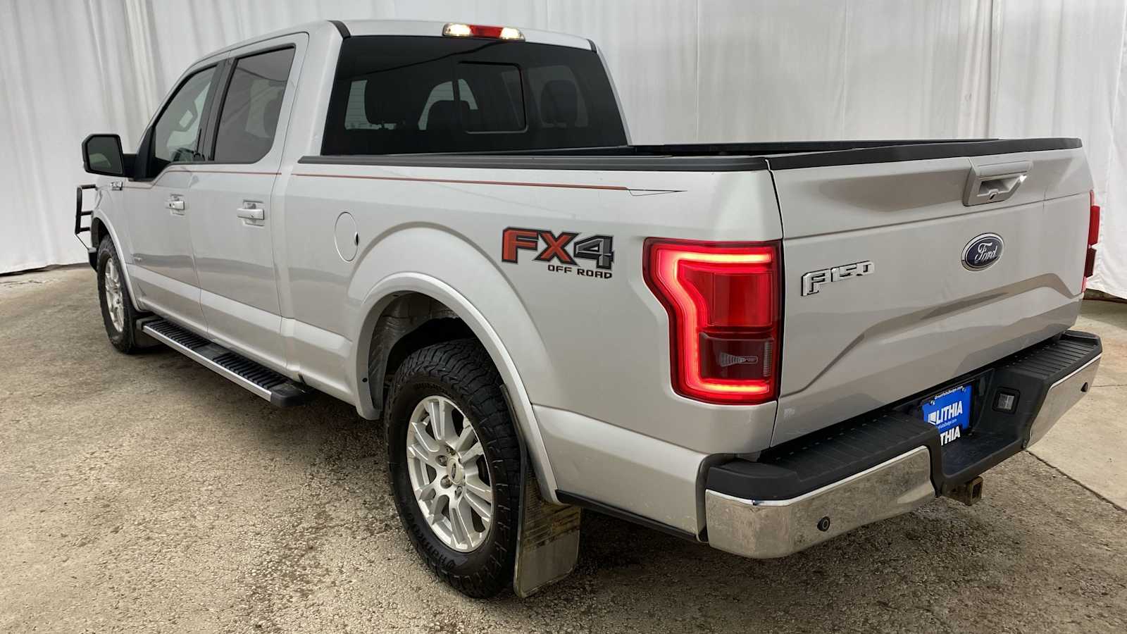 2016 Ford F-150 Lariat 4WD SuperCrew 157 35