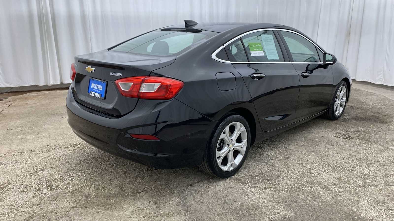 2016 Chevrolet Cruze Premier 35