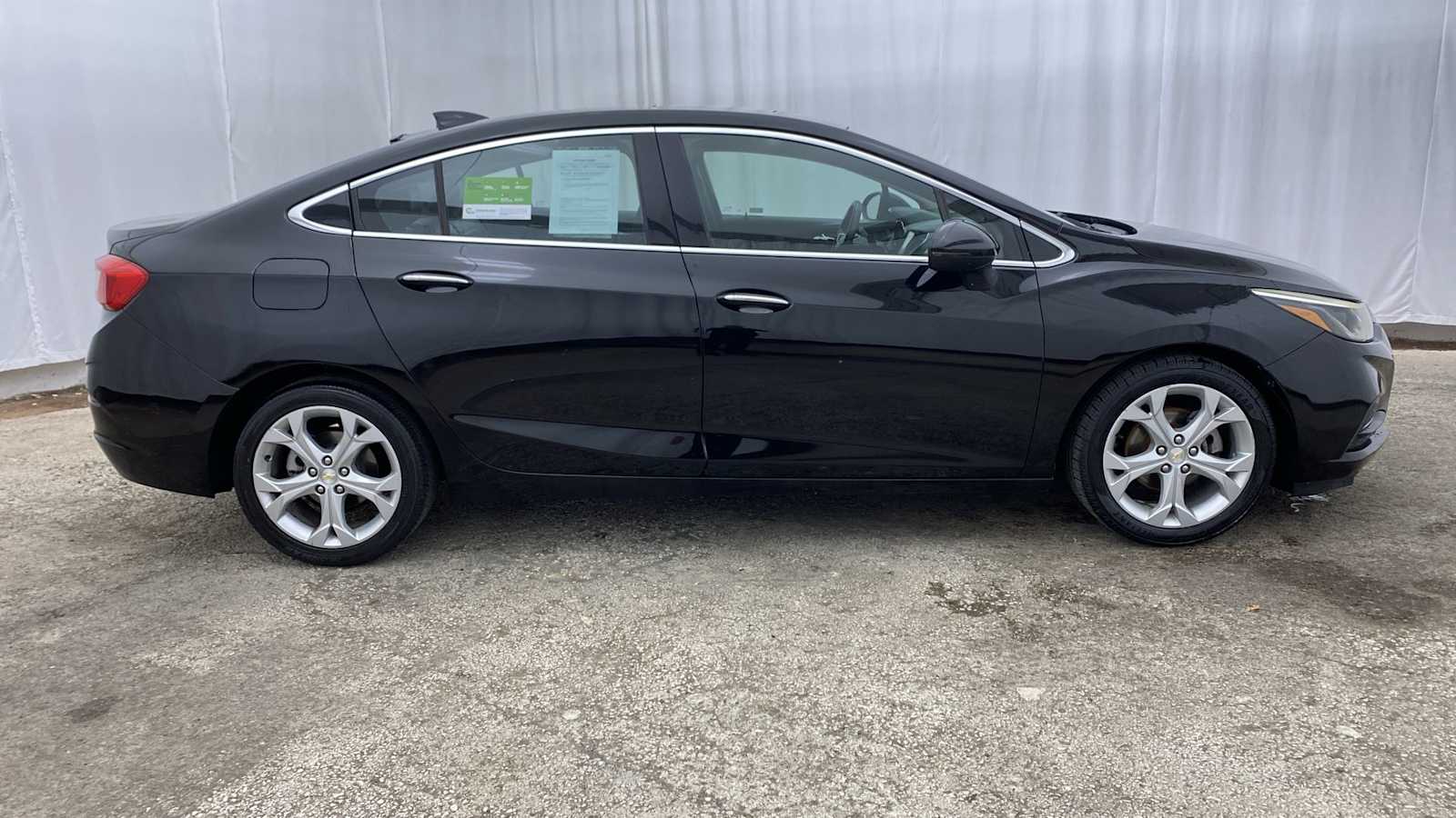 2016 Chevrolet Cruze Premier 36