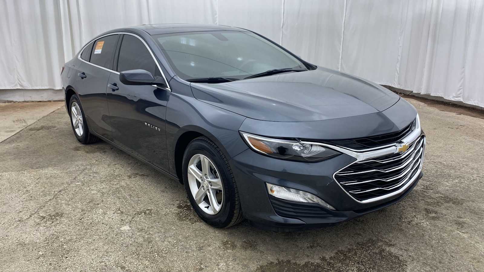 2019 Chevrolet Malibu LT 35