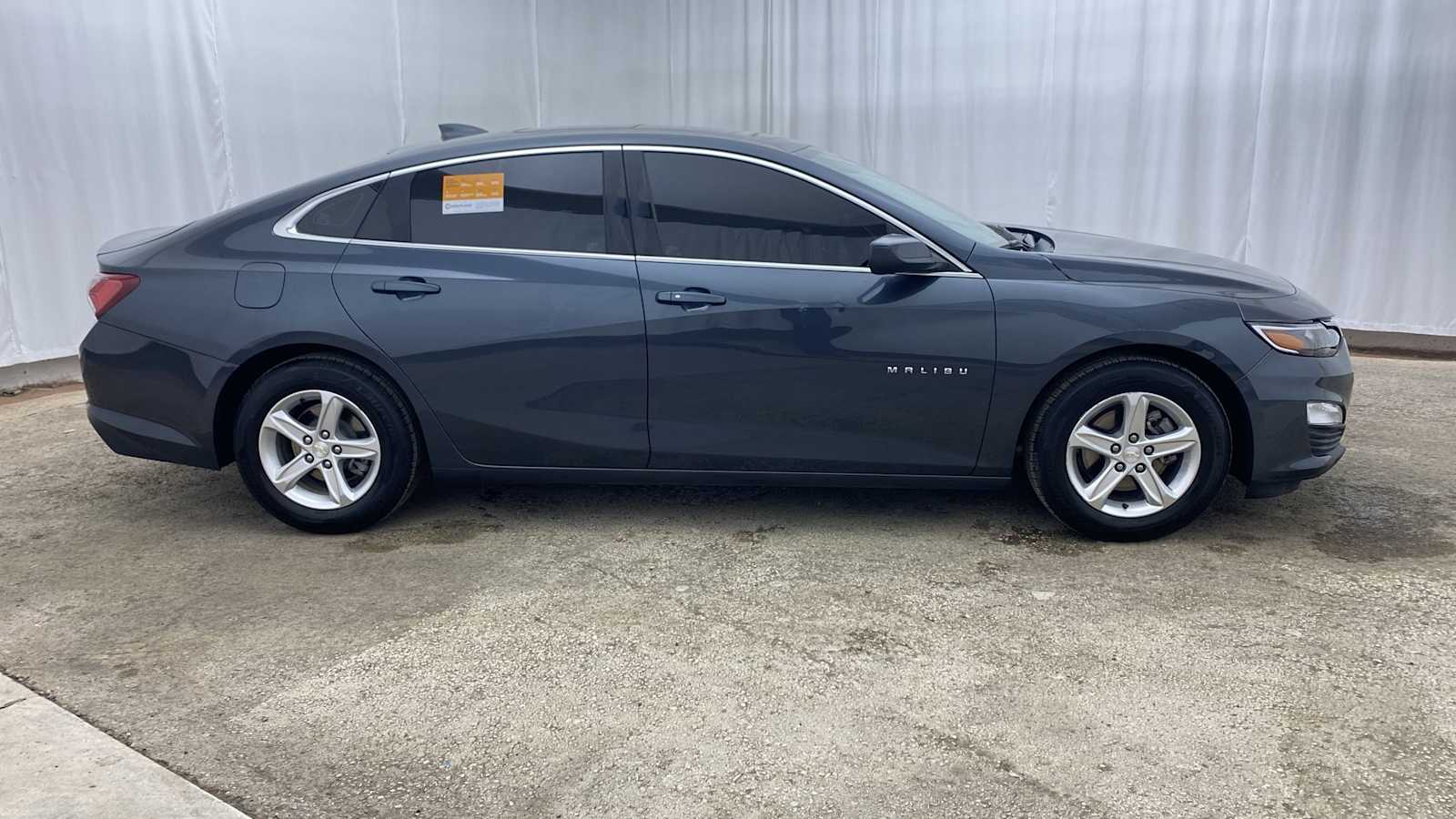 2019 Chevrolet Malibu LT 34