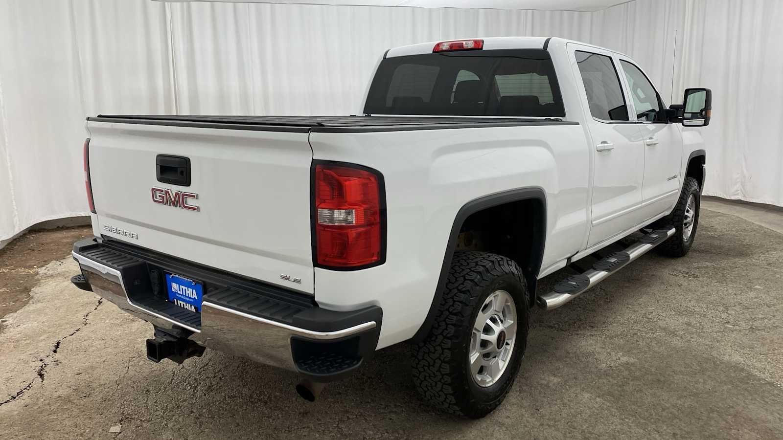 2017 GMC Sierra 2500HD SLE 33