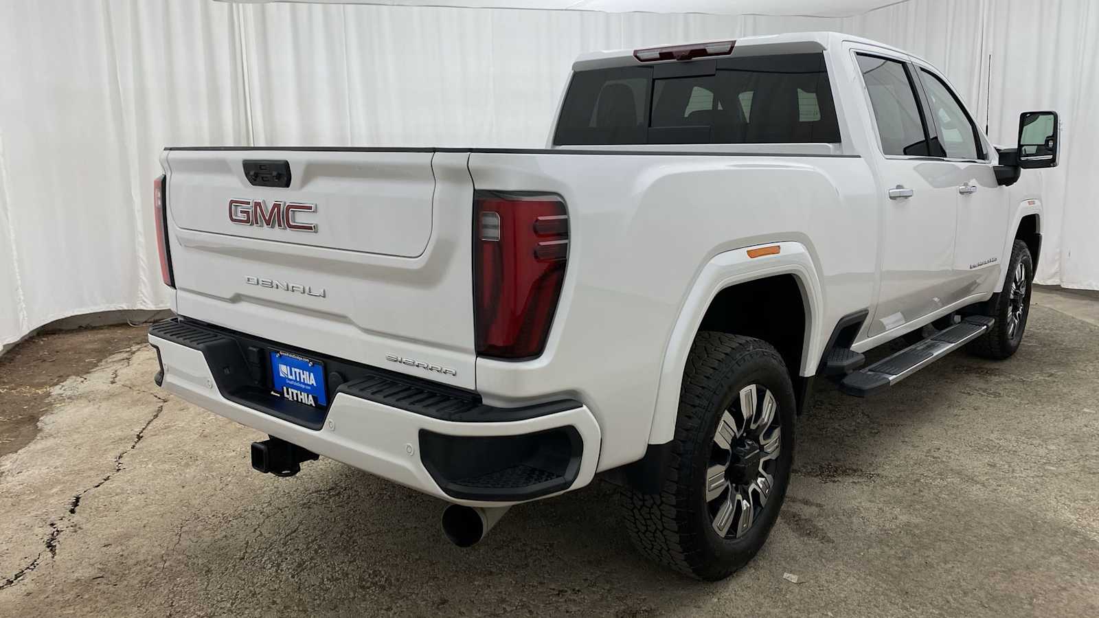 2024 GMC Sierra 2500HD Denali 4WD Crew Cab 159 35