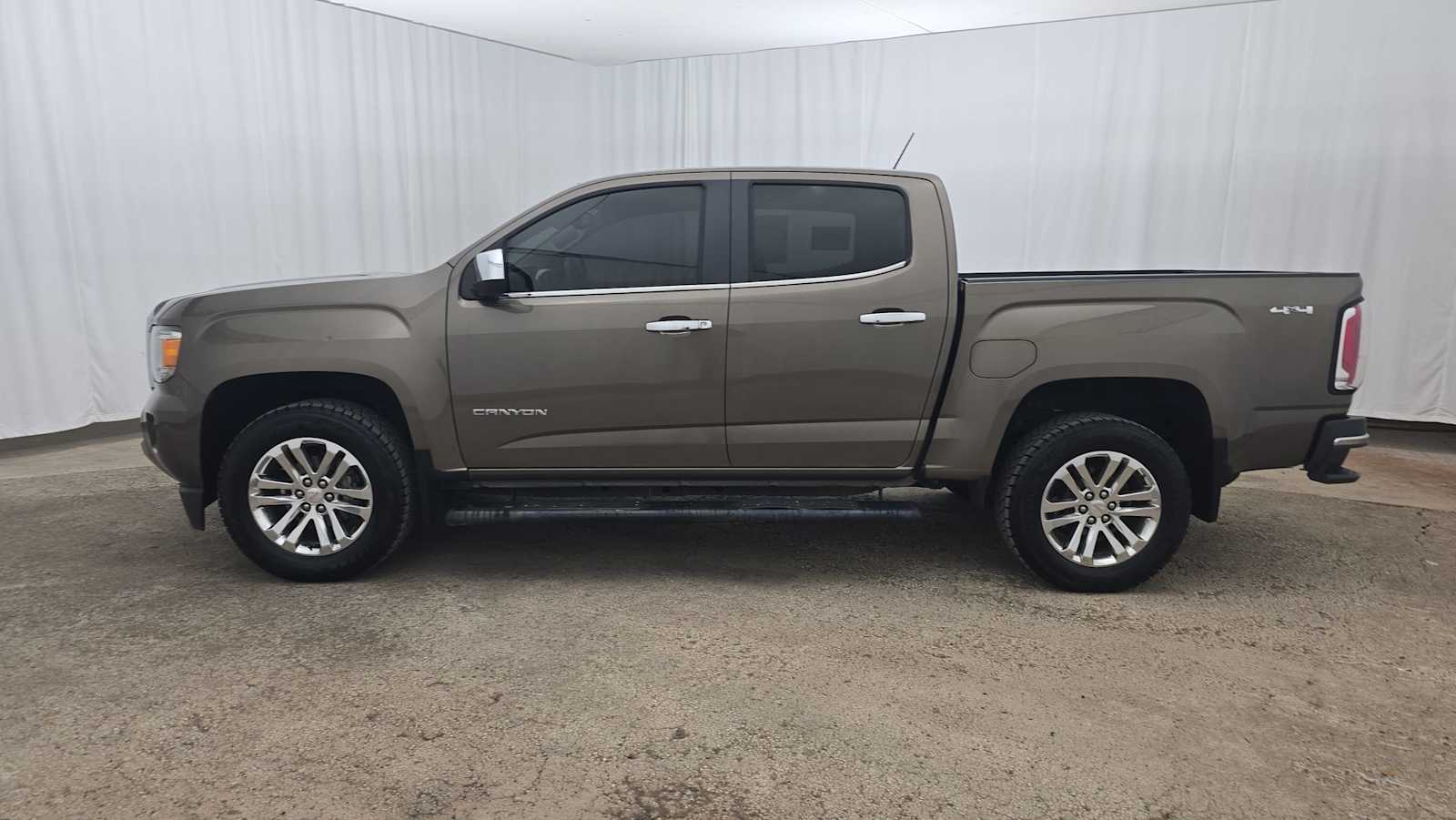 2015 GMC Canyon 4WD SLT Crew Cab 128.3 32