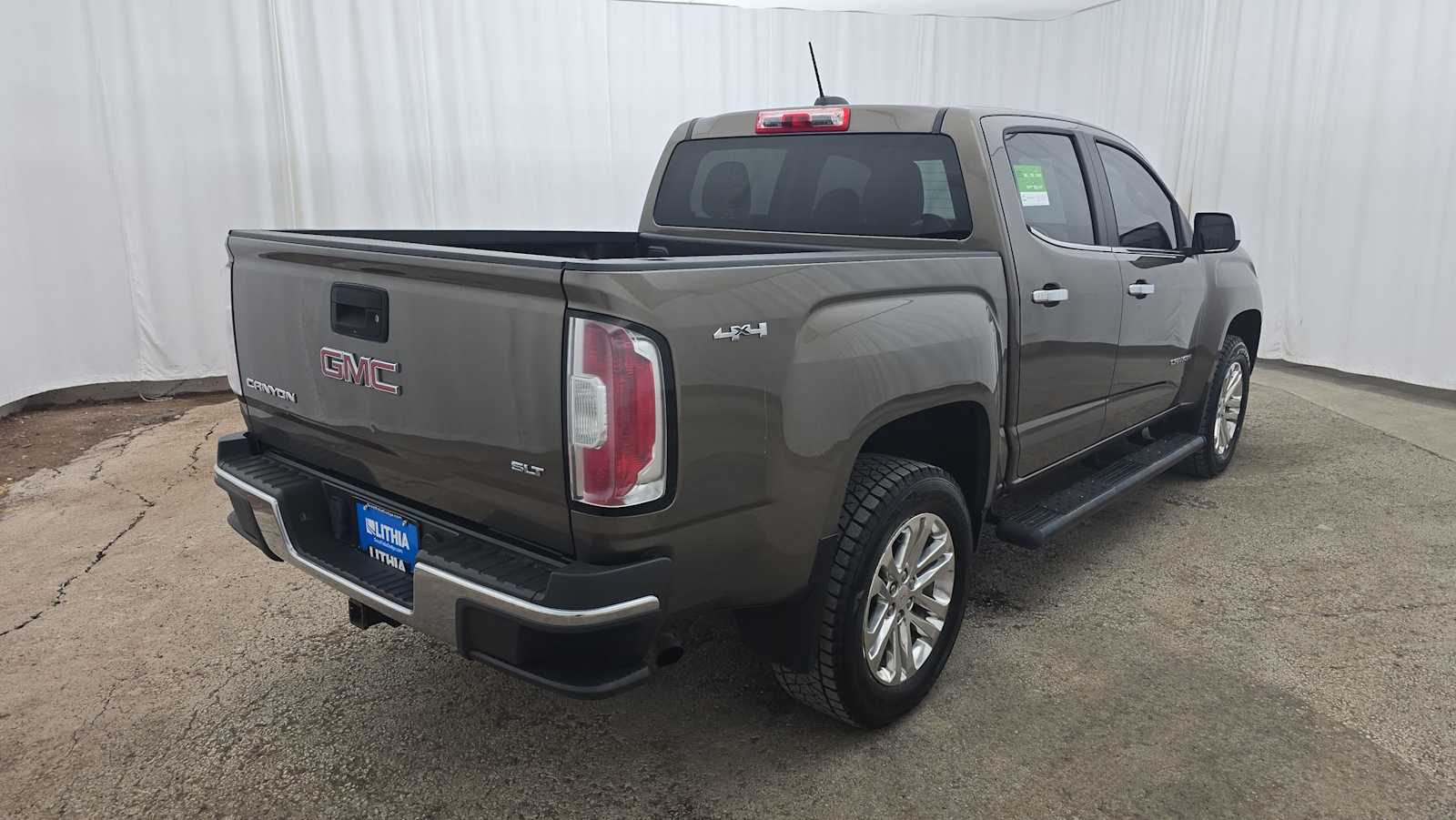 2015 GMC Canyon 4WD SLT Crew Cab 128.3 35