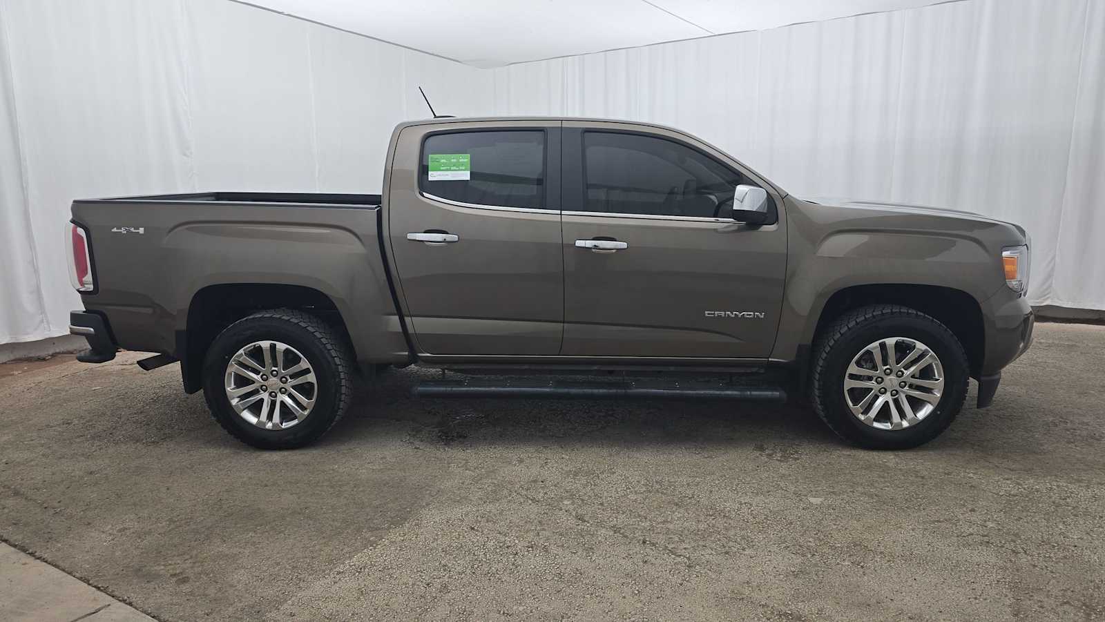 2015 GMC Canyon 4WD SLT Crew Cab 128.3 36