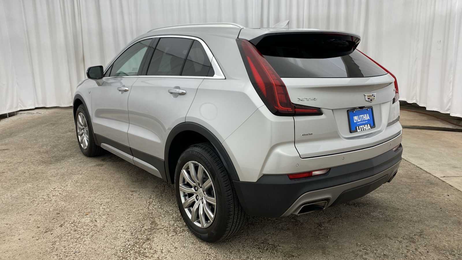 2022 Cadillac XT4 AWD Premium Luxury 31