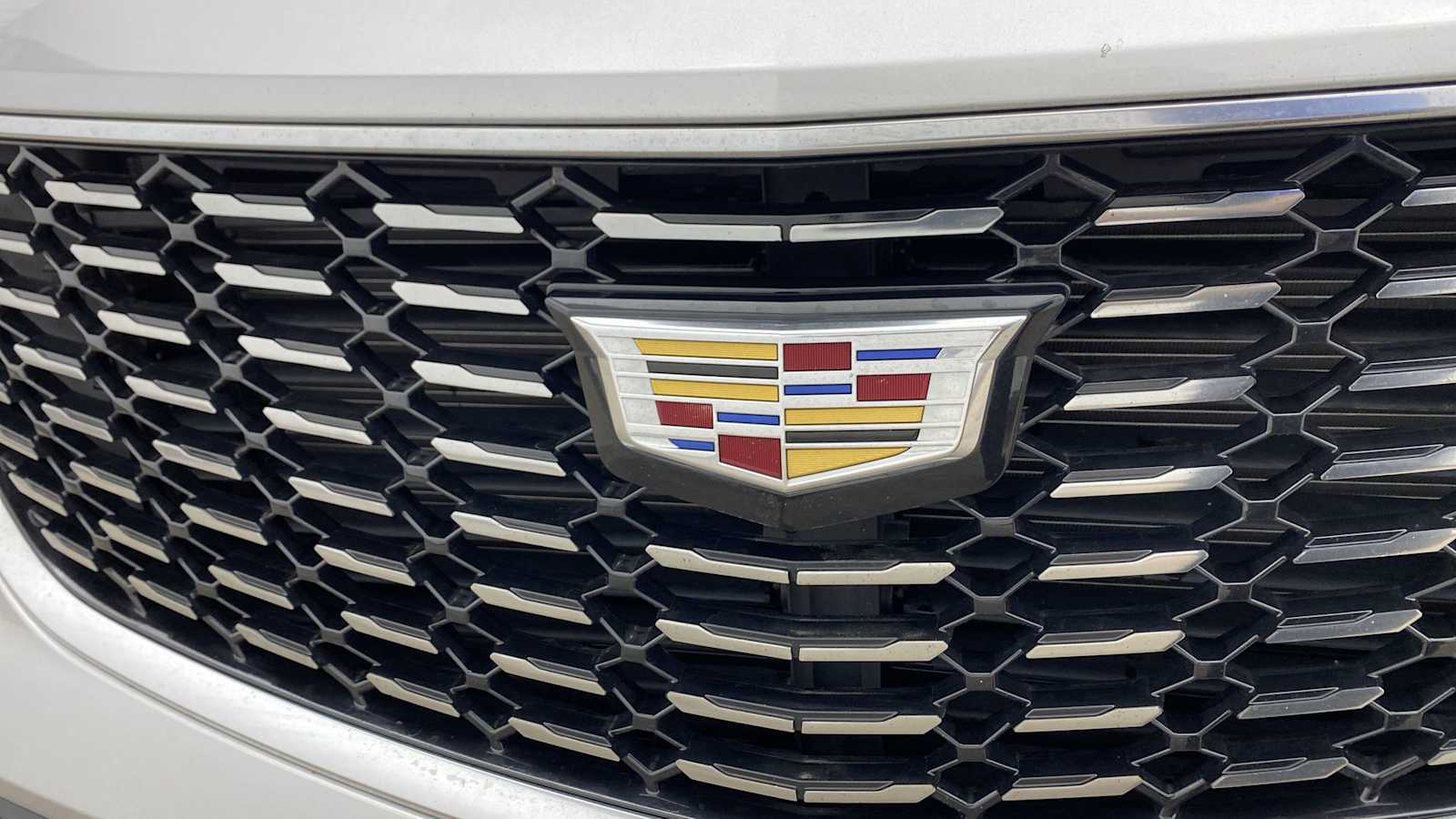 2022 Cadillac XT4 AWD Premium Luxury 38