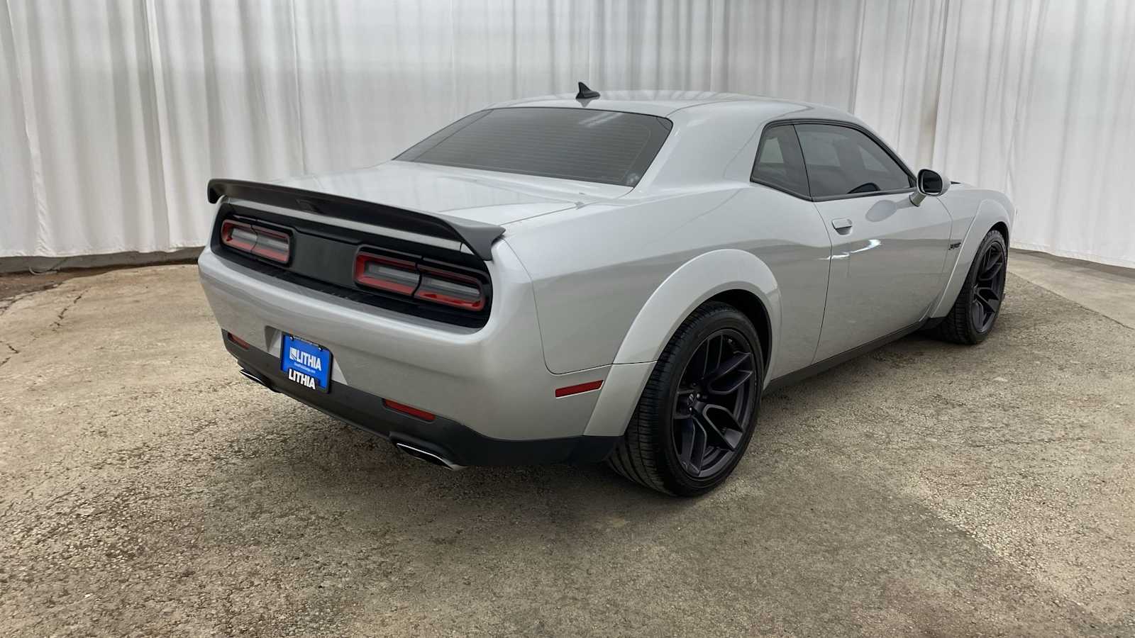 2019 Dodge Challenger R/T Scat Pack Widebody 32