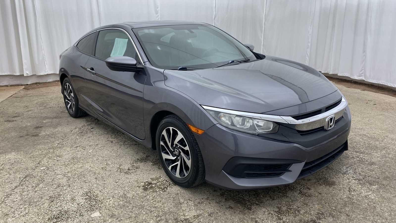 2016 Honda Civic LX-P 31