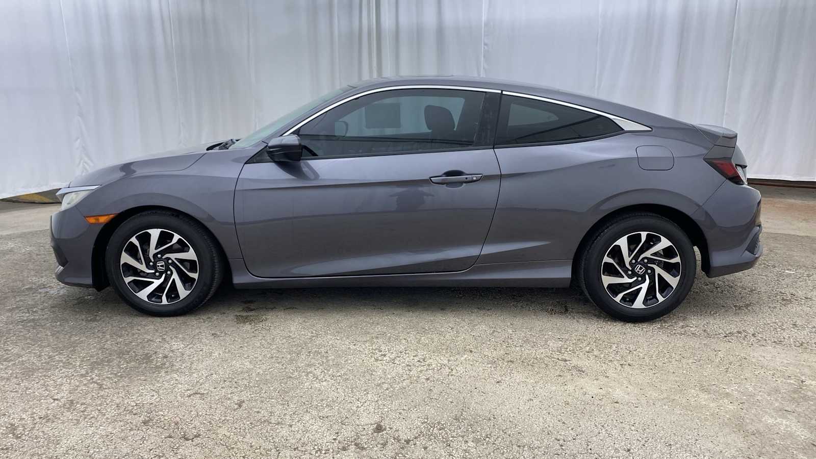 2016 Honda Civic LX-P 26