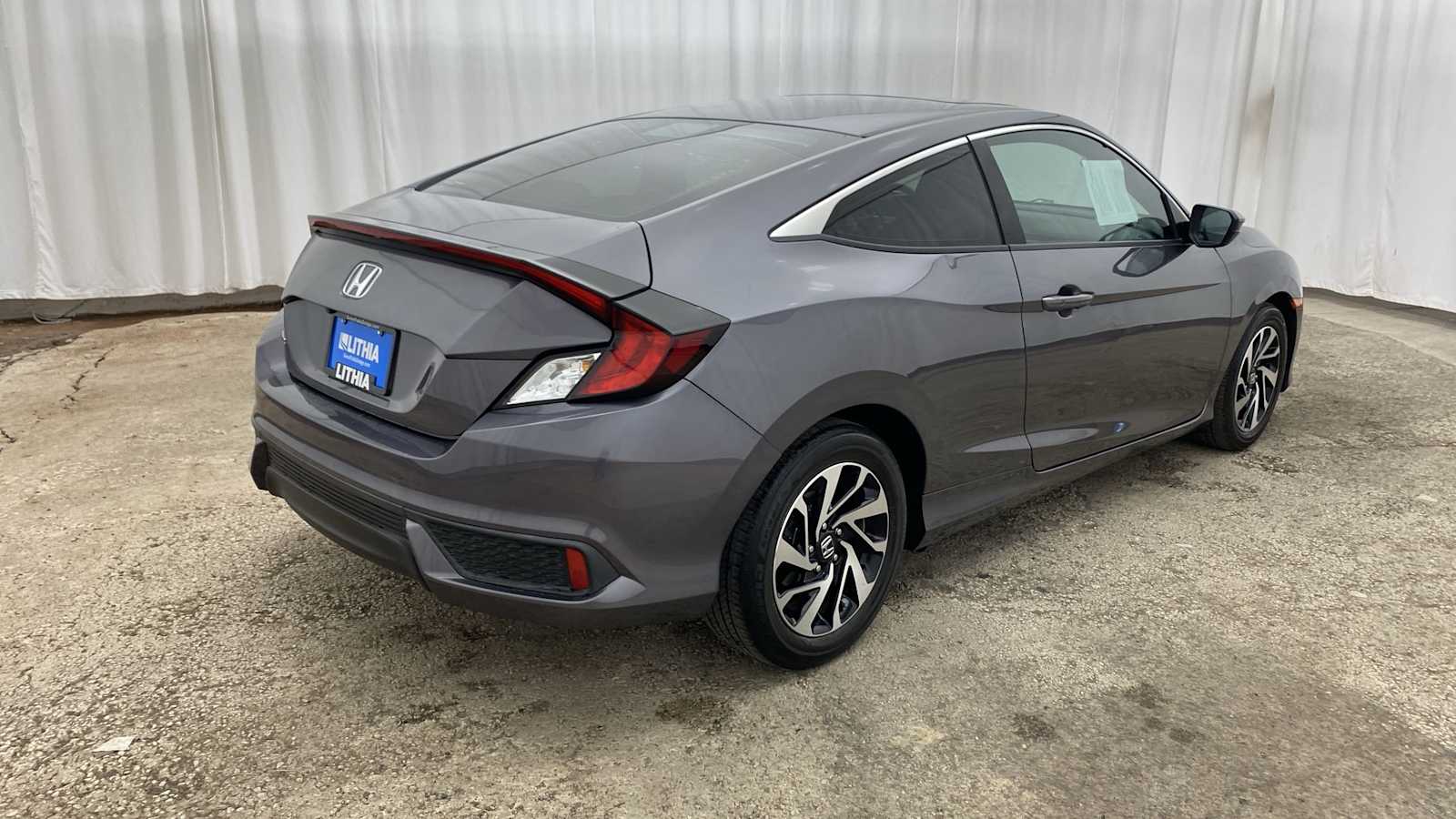 2016 Honda Civic LX-P 29