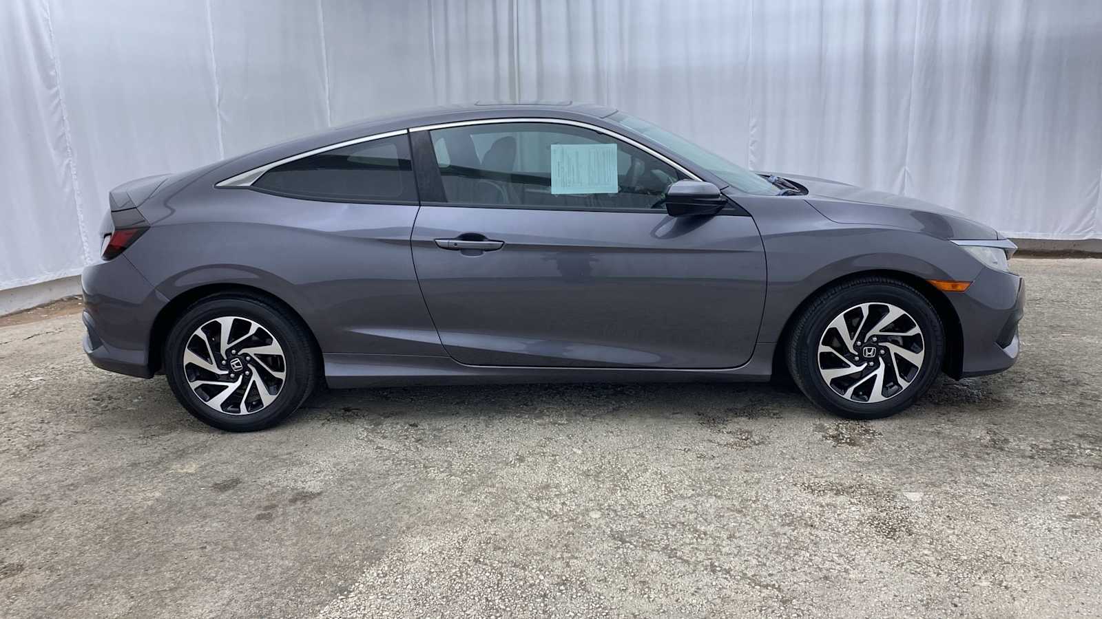 2016 Honda Civic LX-P 30