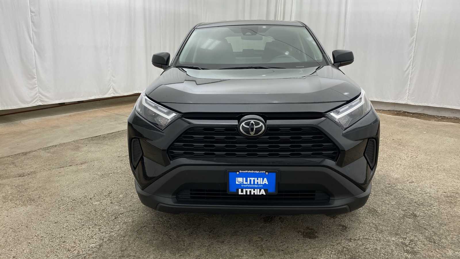 2023 Toyota RAV4 LE 34