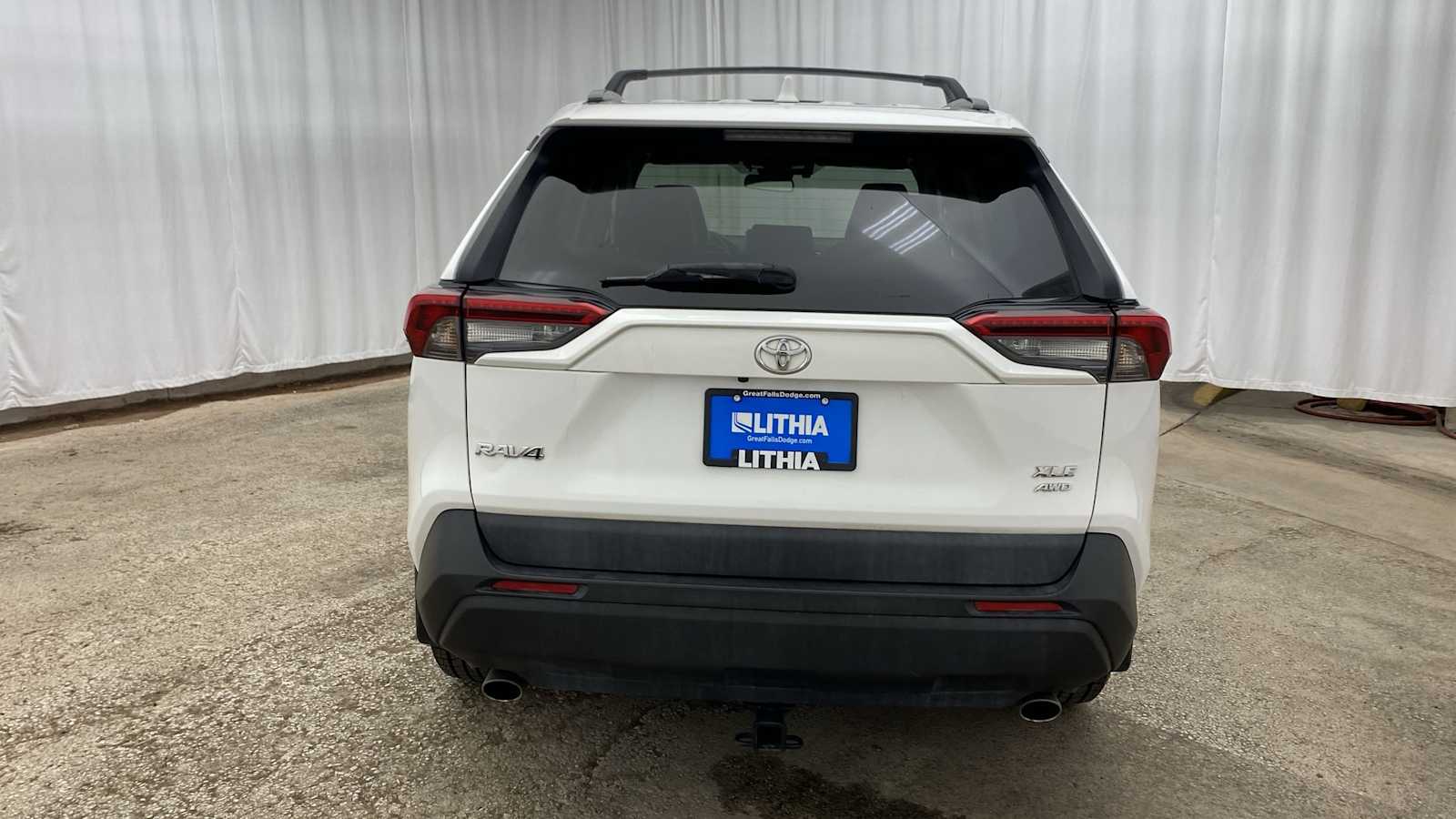 2019 Toyota RAV4 XLE 33