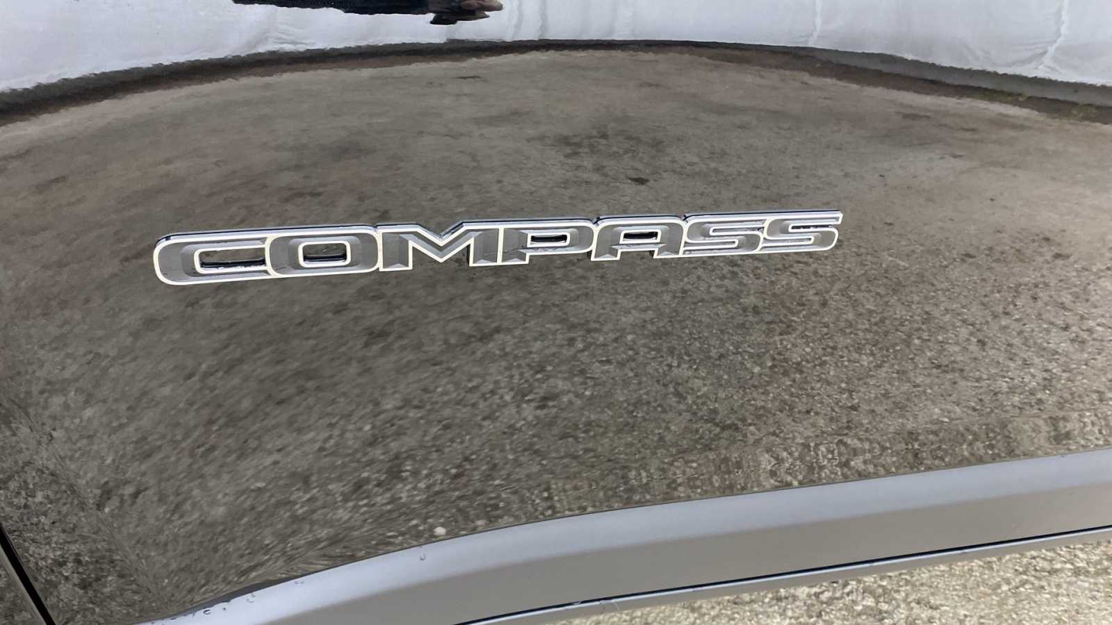 2024 Jeep Compass Sport 36