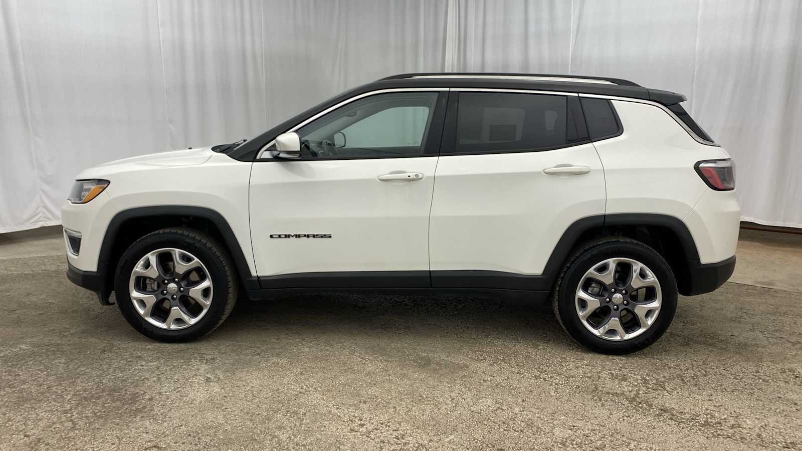 2021 Jeep Compass Limited 32