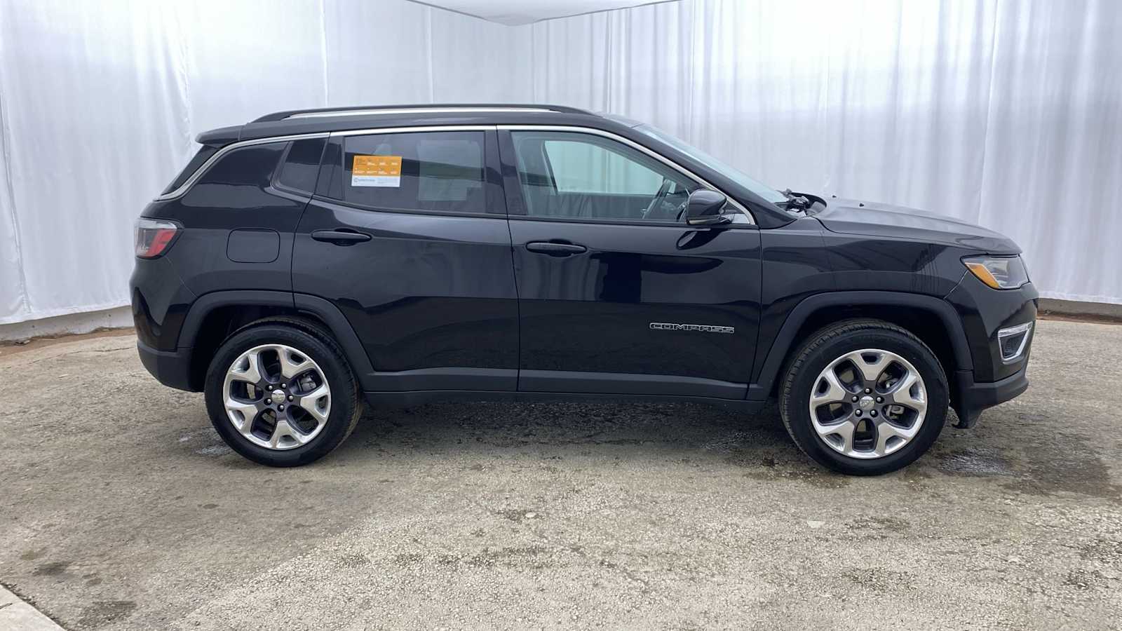 2021 Jeep Compass Limited 33