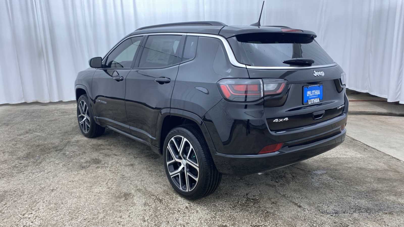 2024 Jeep Compass Limited 31