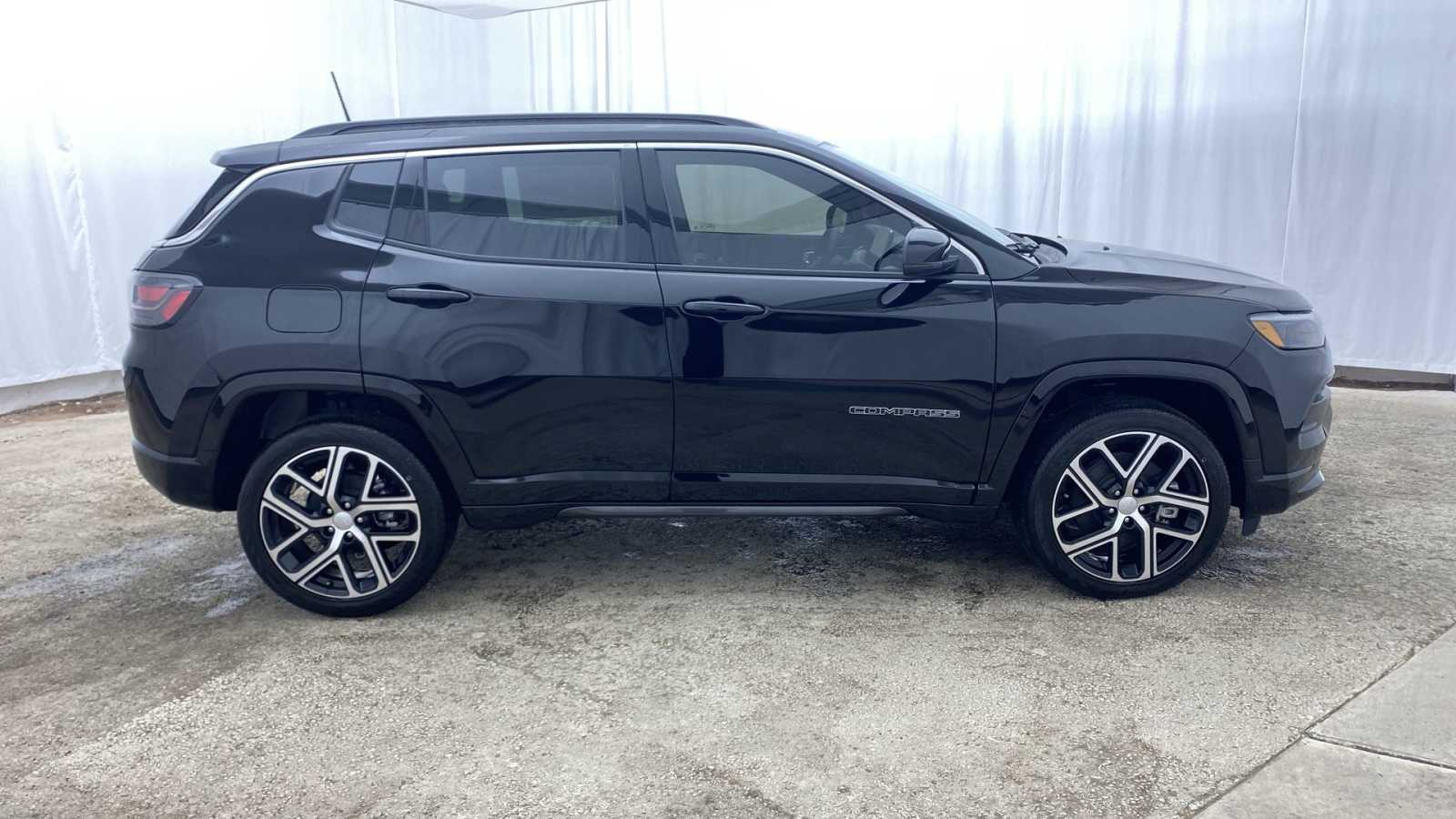 2024 Jeep Compass Limited 34