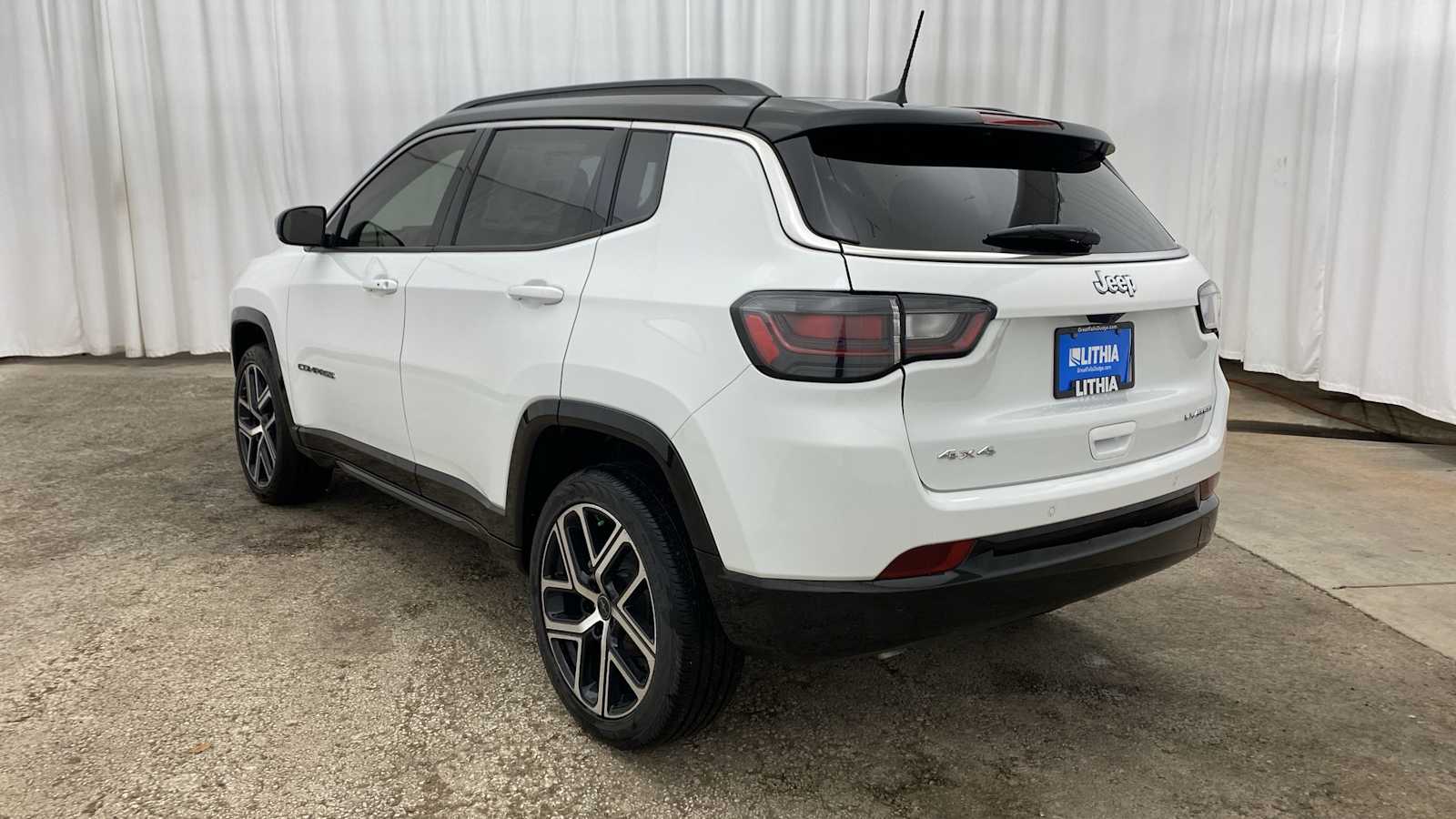 2025 Jeep Compass Limited 31